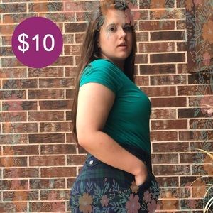 Green polo V-neck T-shirt